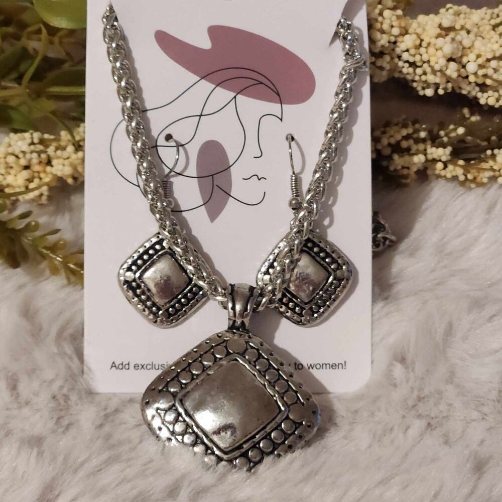 Necklace and Earrings Silver Tone Set